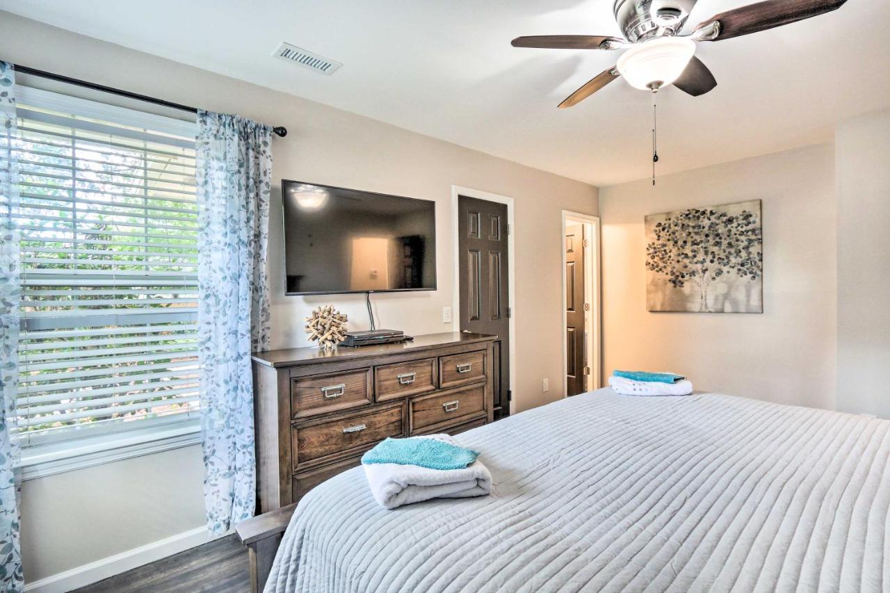 Peaceful Beaufort Home With Front Porch And Grill 外观 照片