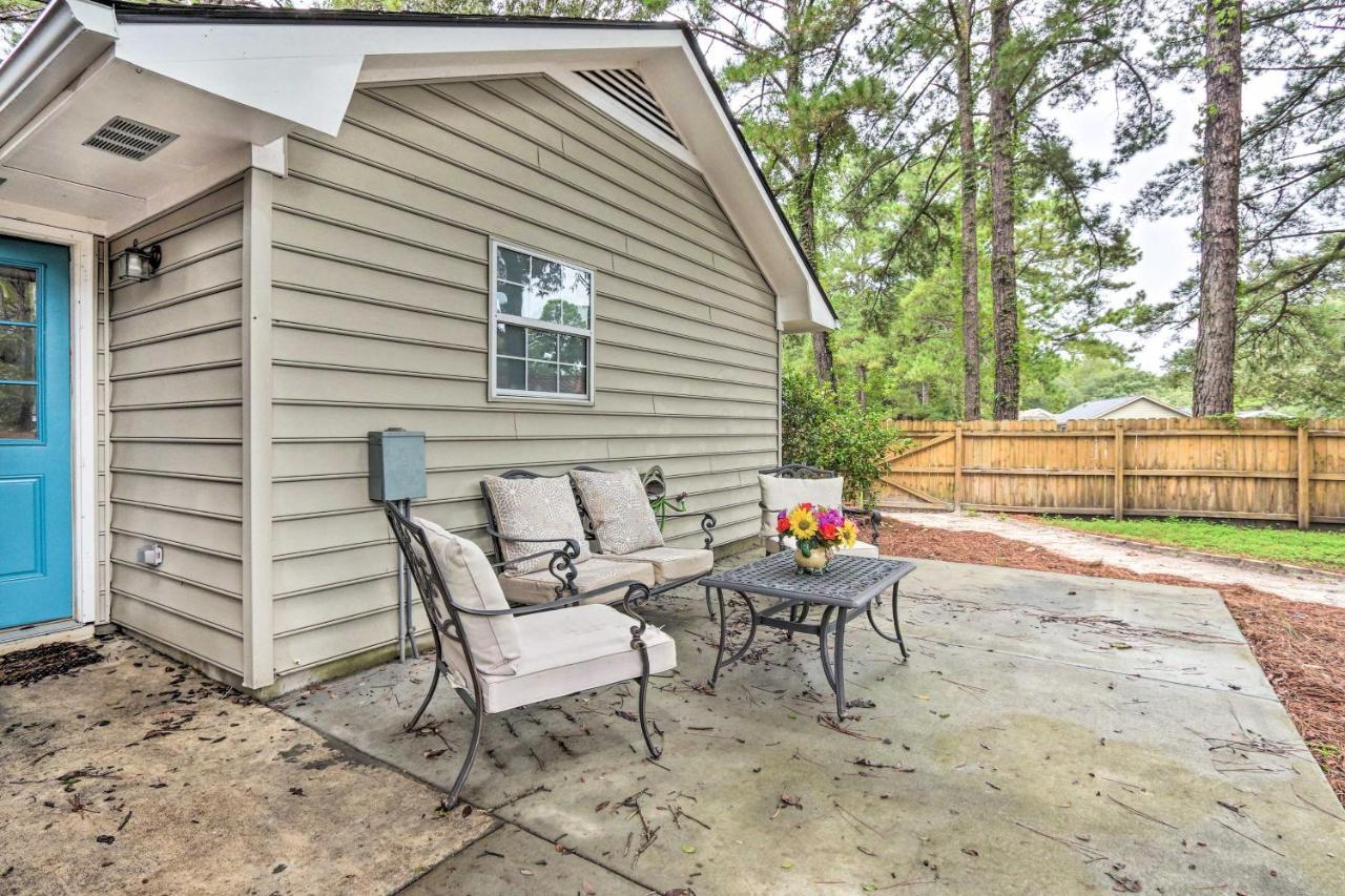 Peaceful Beaufort Home With Front Porch And Grill 外观 照片