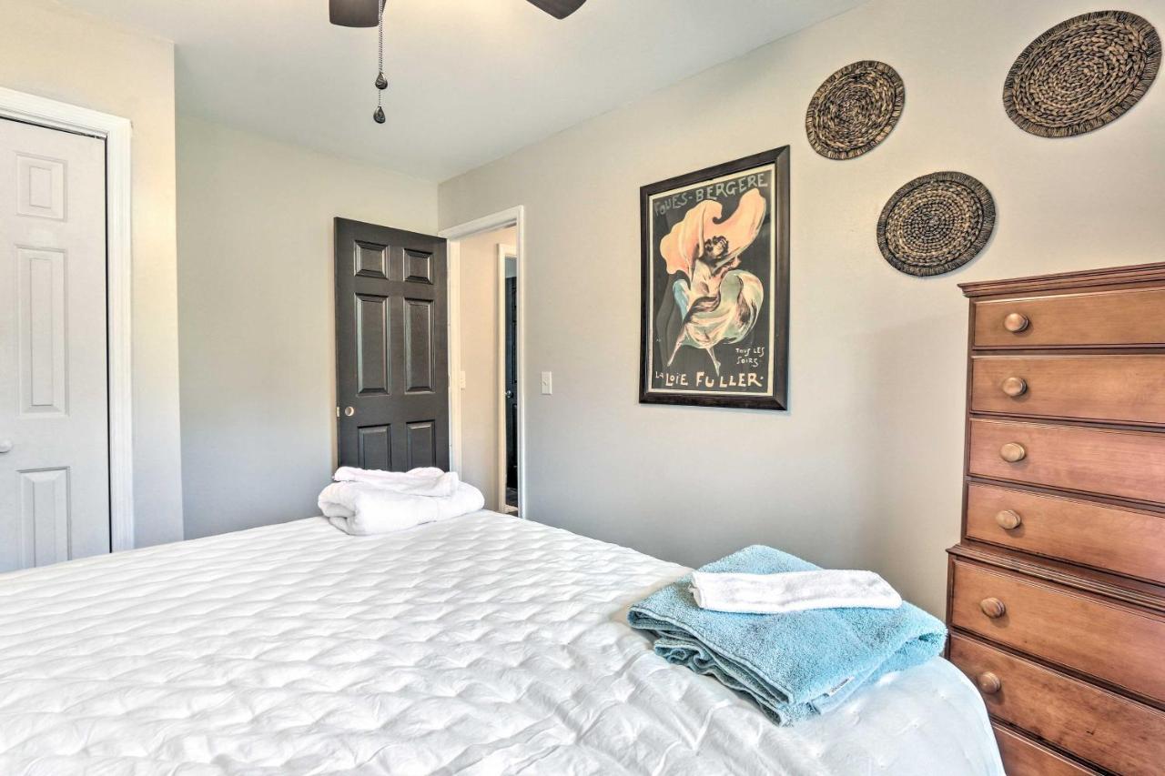 Peaceful Beaufort Home With Front Porch And Grill 外观 照片