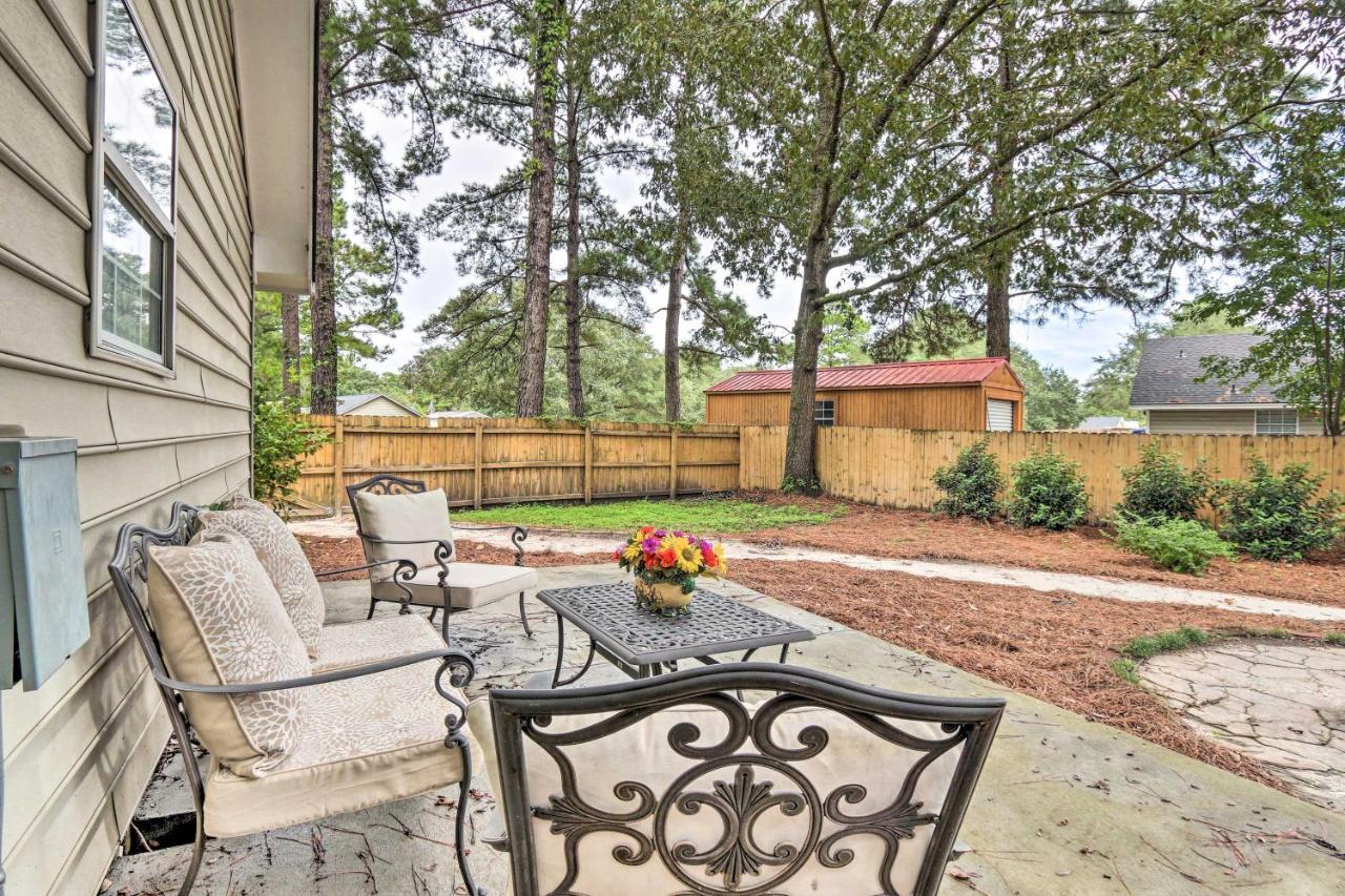 Peaceful Beaufort Home With Front Porch And Grill 外观 照片